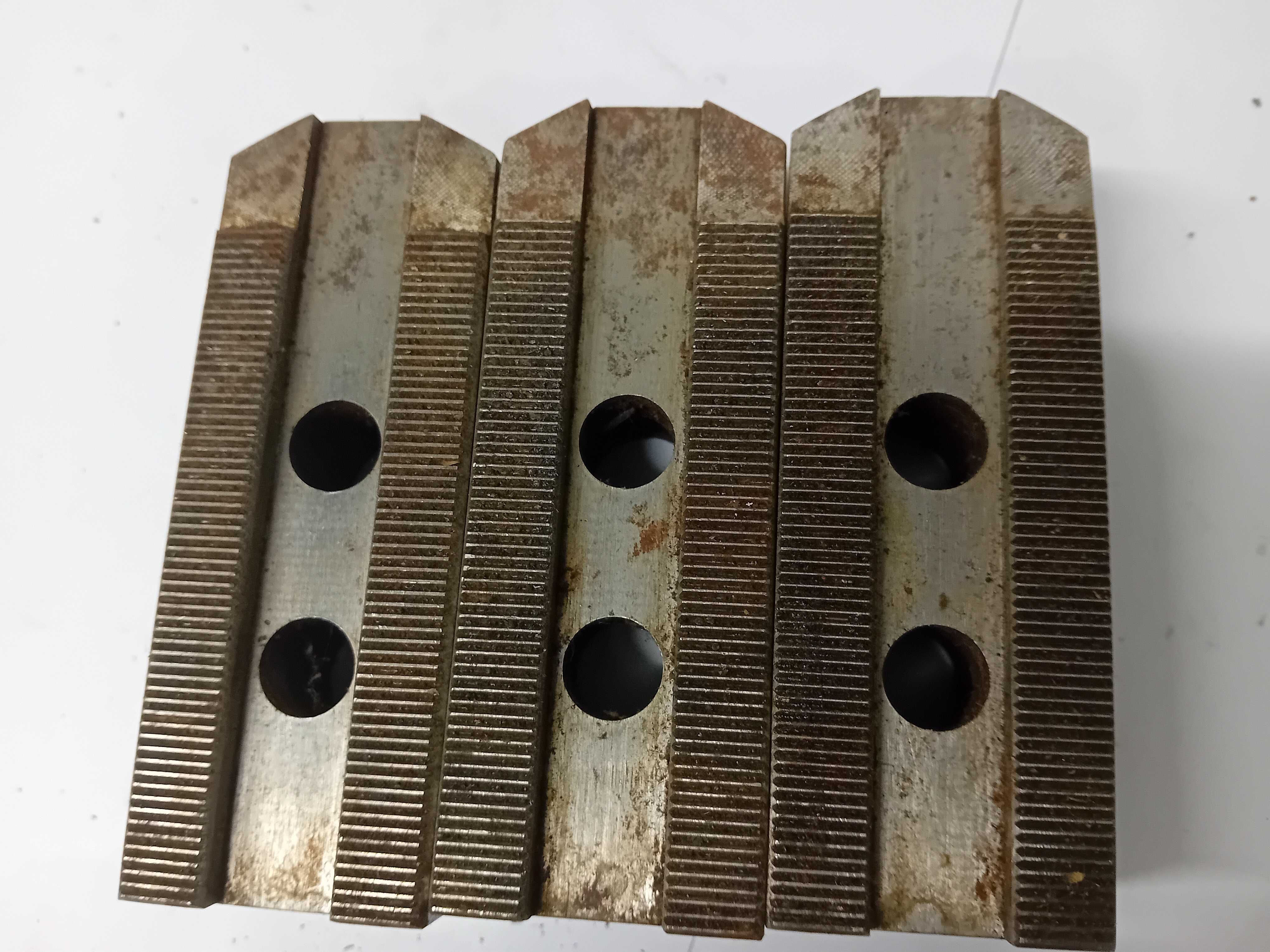 Conjunto de 3 grampos Macios para buchas.