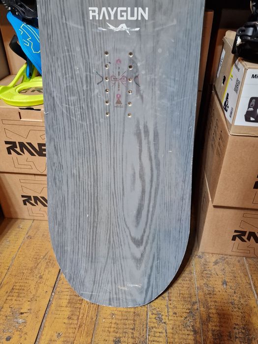Deska snowboardowa K2 Raygun 157 wide snowboard