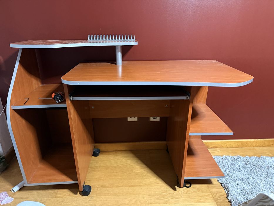 secretaria com varias divisorias