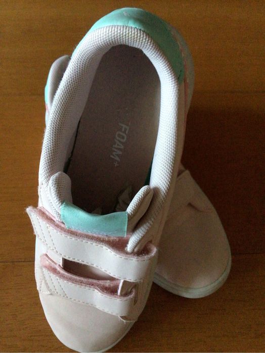 Sapatilhas PUMA t 35 fecho velcro