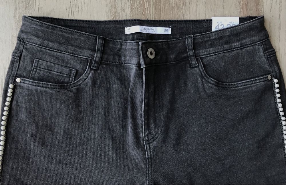 Calças pretas com pérolas (Lefties, tamanho 42)