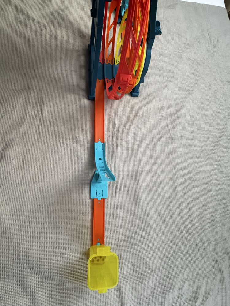 Hot Wheels Potrójna Pętla