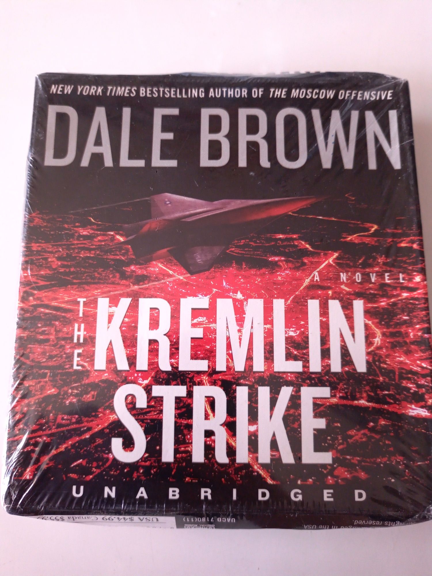 The Kremlin Strike: A Novel - Brown audiobook