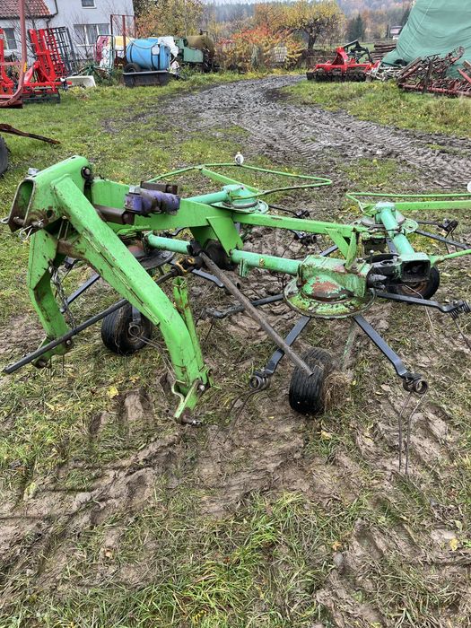 Przetrzasarka / przewracalka Deutz Fahr 5.2m