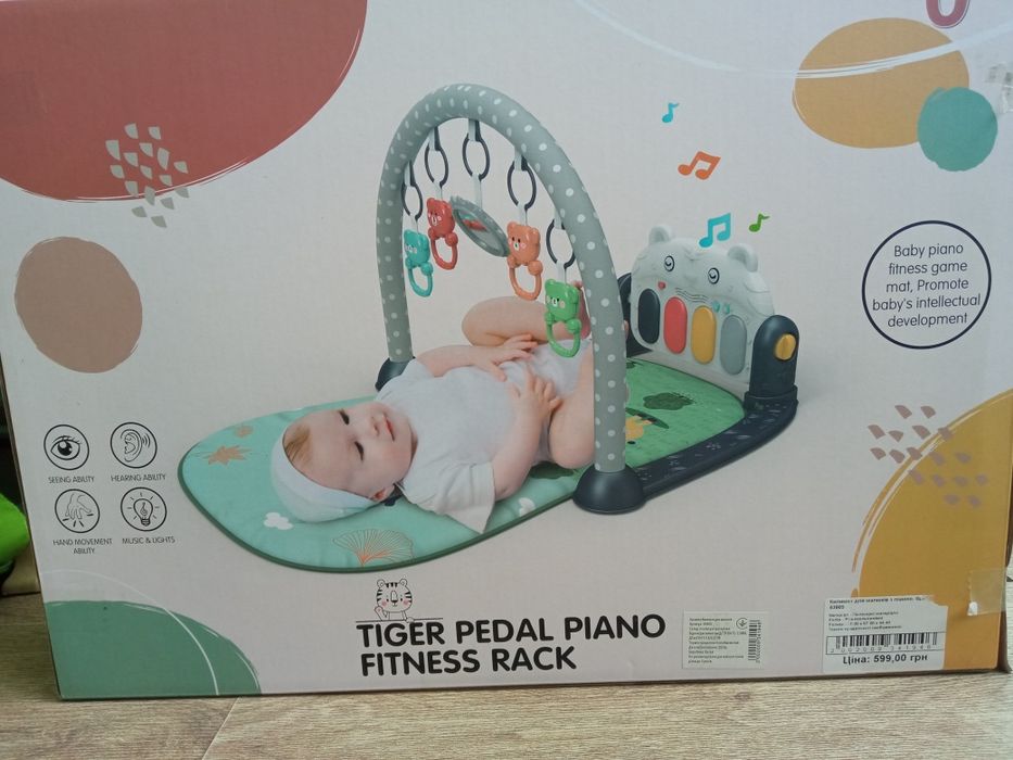 Килимок для немовлят з піаніно