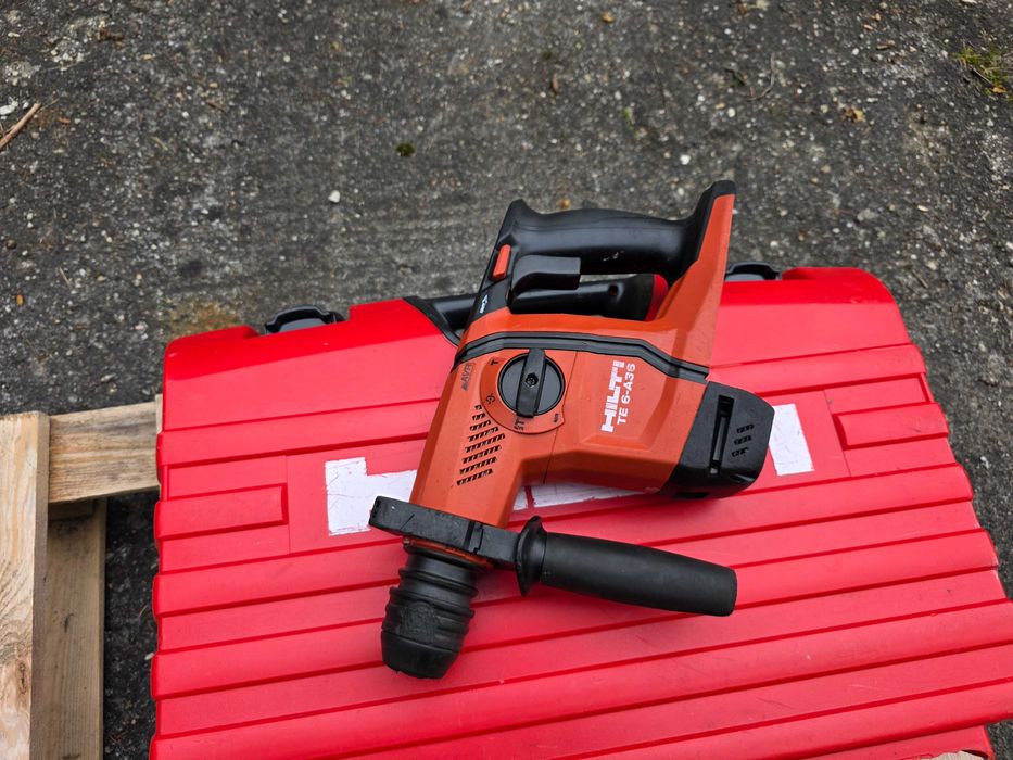 HILTI TE 6-A36 młotowiertarka 2xaku walizka ładowarka