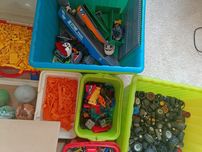 LEGO na wagę lub pudełka