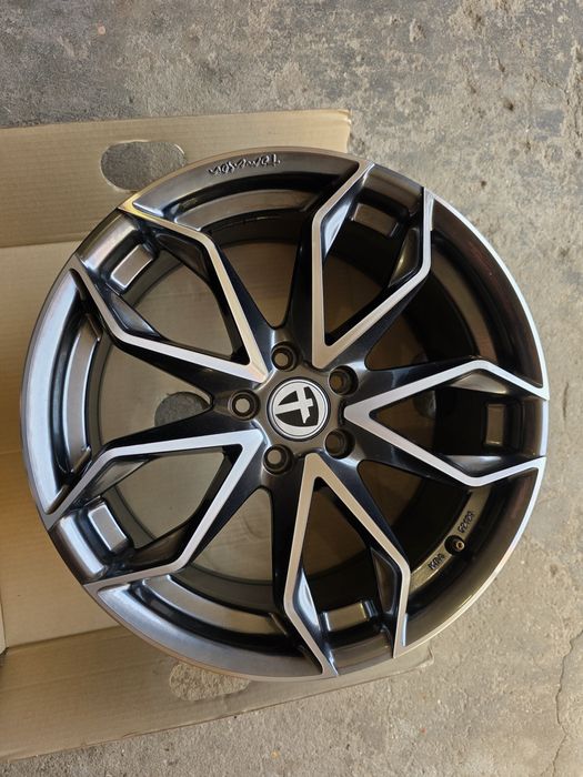 1 Jante Tomason R18