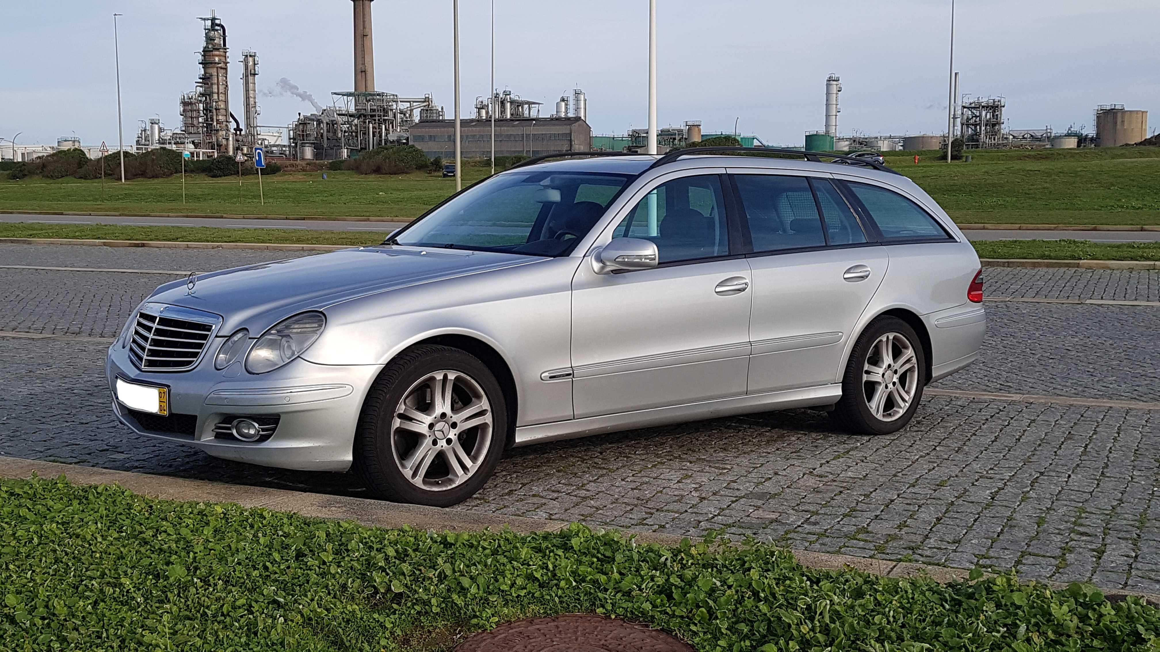 Carrinha Mercedes E320 CDI V6 AIRMATIC - 224CV