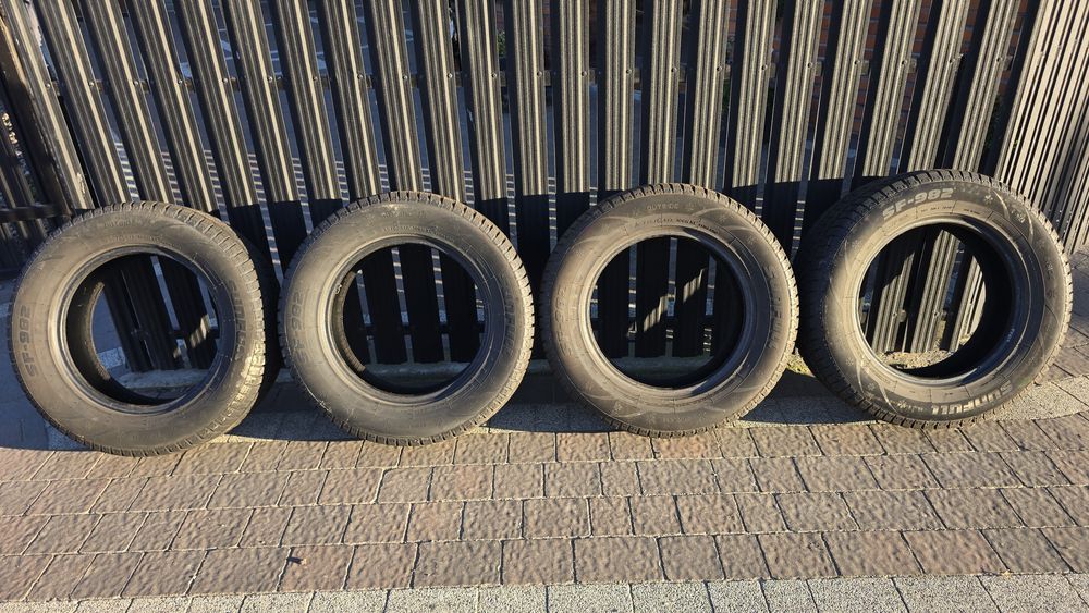 Opony 235 65 R17 jak nowe