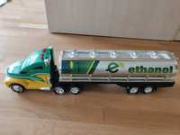 Іграшка Великий самоскид: вантажівка з етанолом