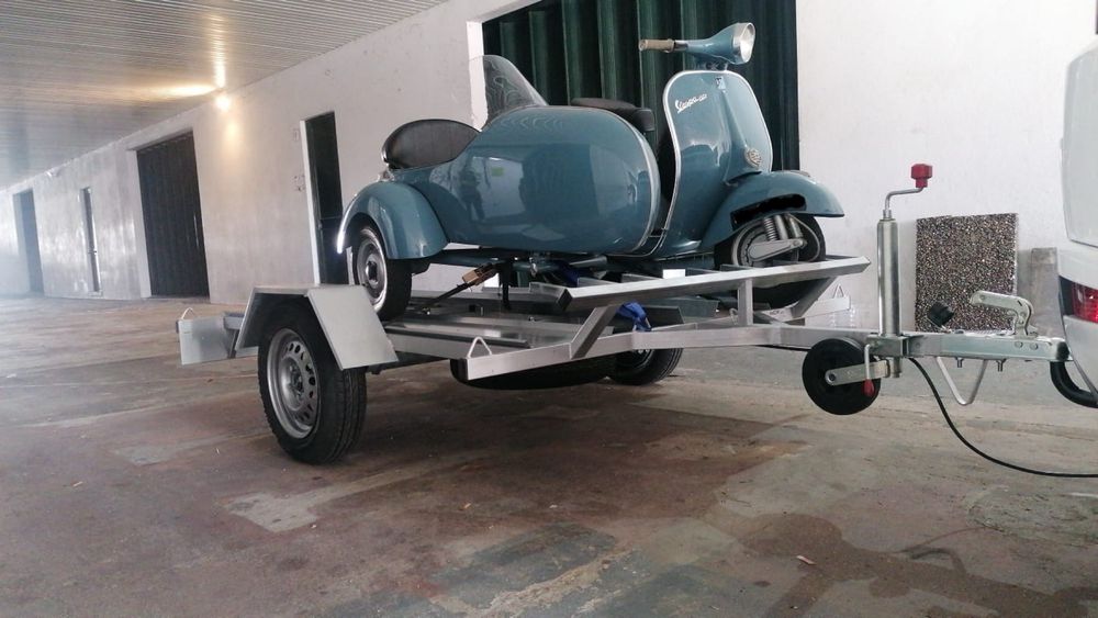 Aluguer de atrelado motas