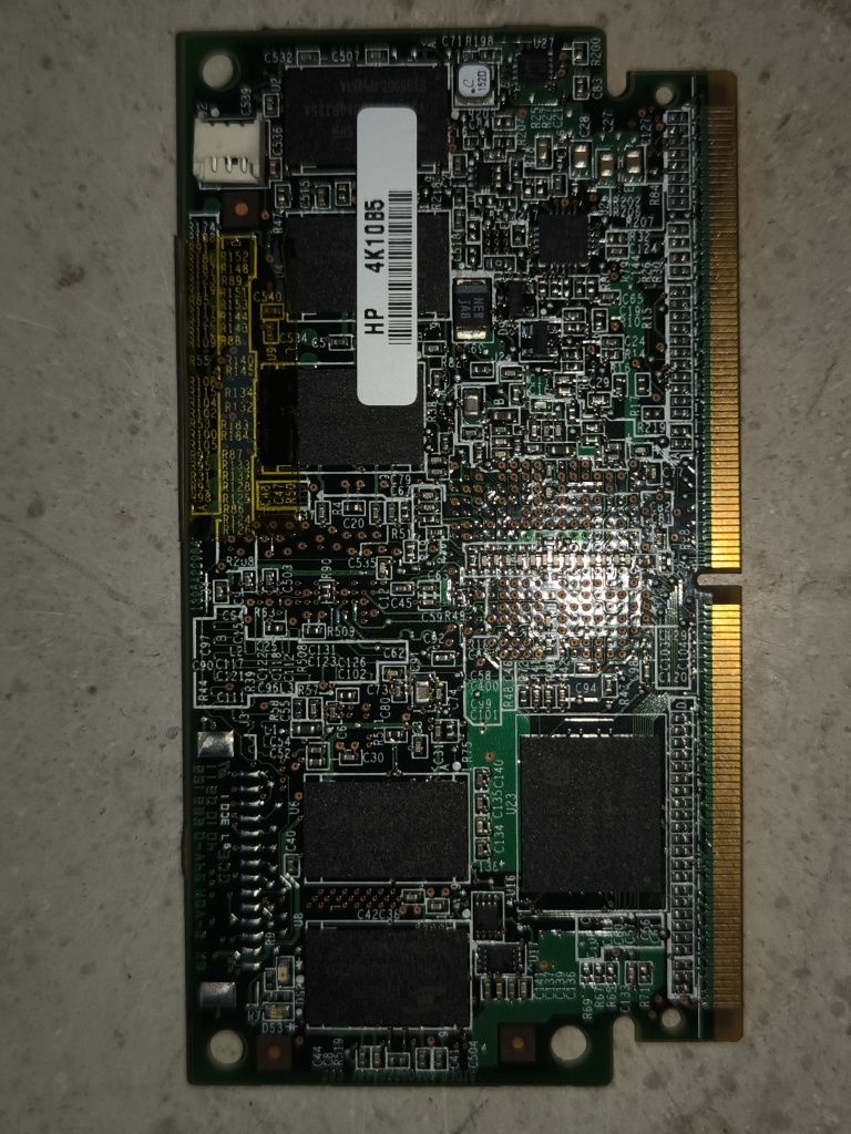 Продам кеш пам'ять до SAS-RAID контроллерів