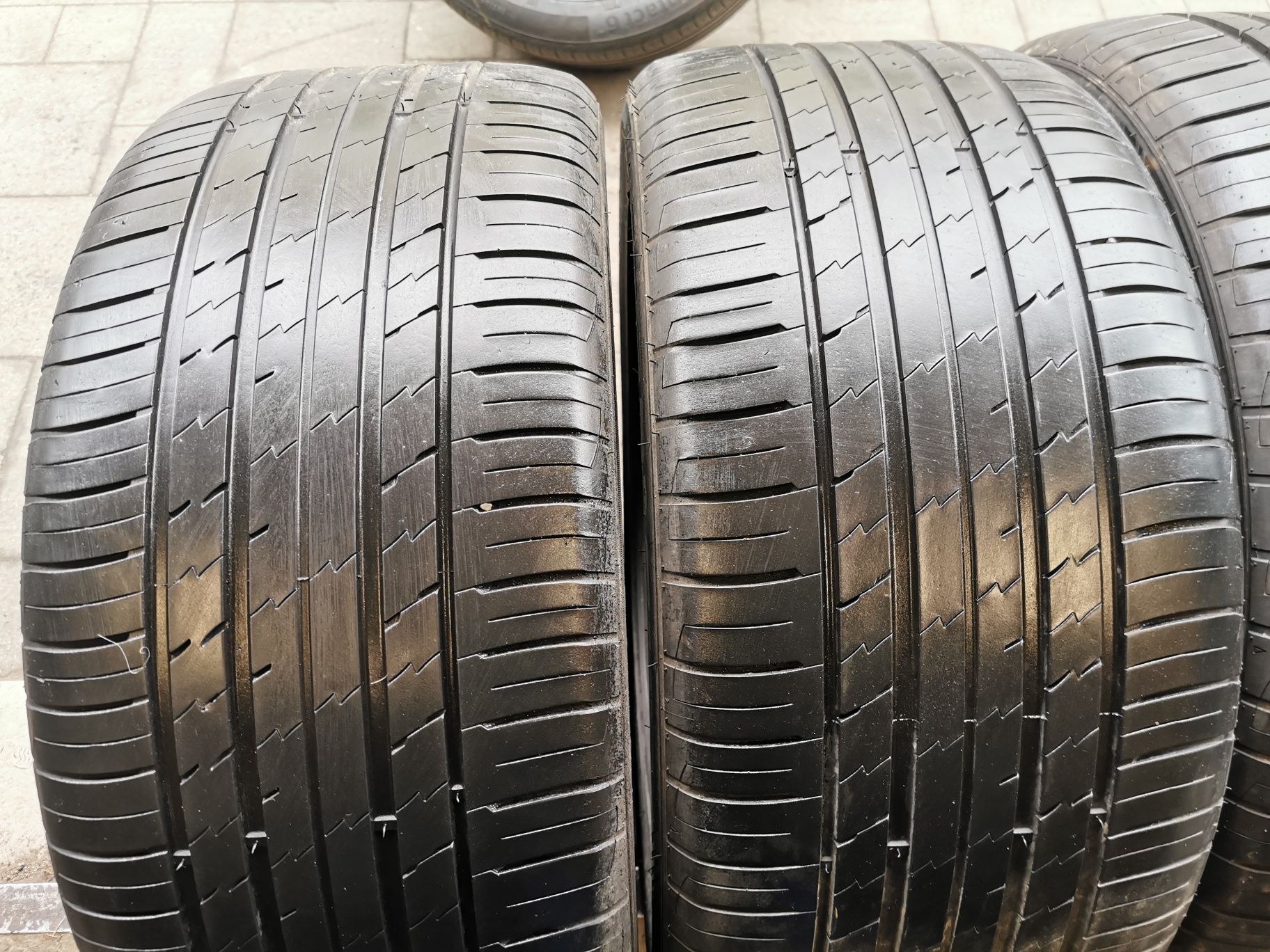 Летняя резина 295/40 R21 Imperial