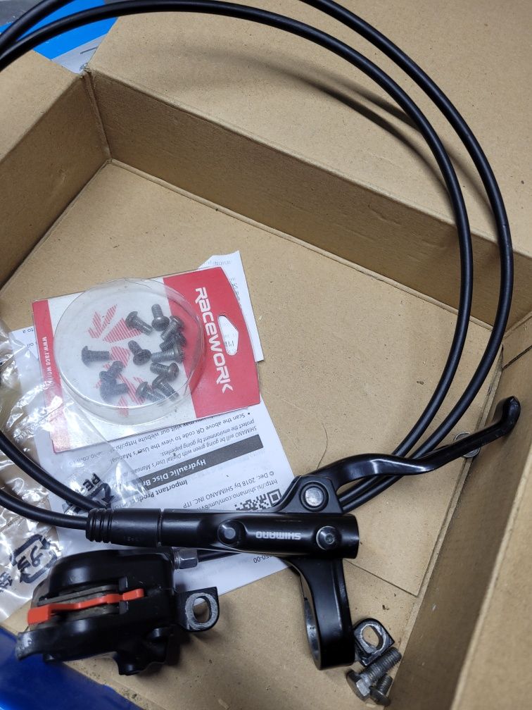 Manetka hamulec  hydrauliczna i mechaniczny shimano
