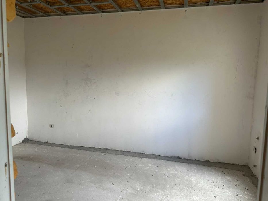 Просторий будинок! 100м2 - 6соток! Чорнові зроблені! Є Гараж!