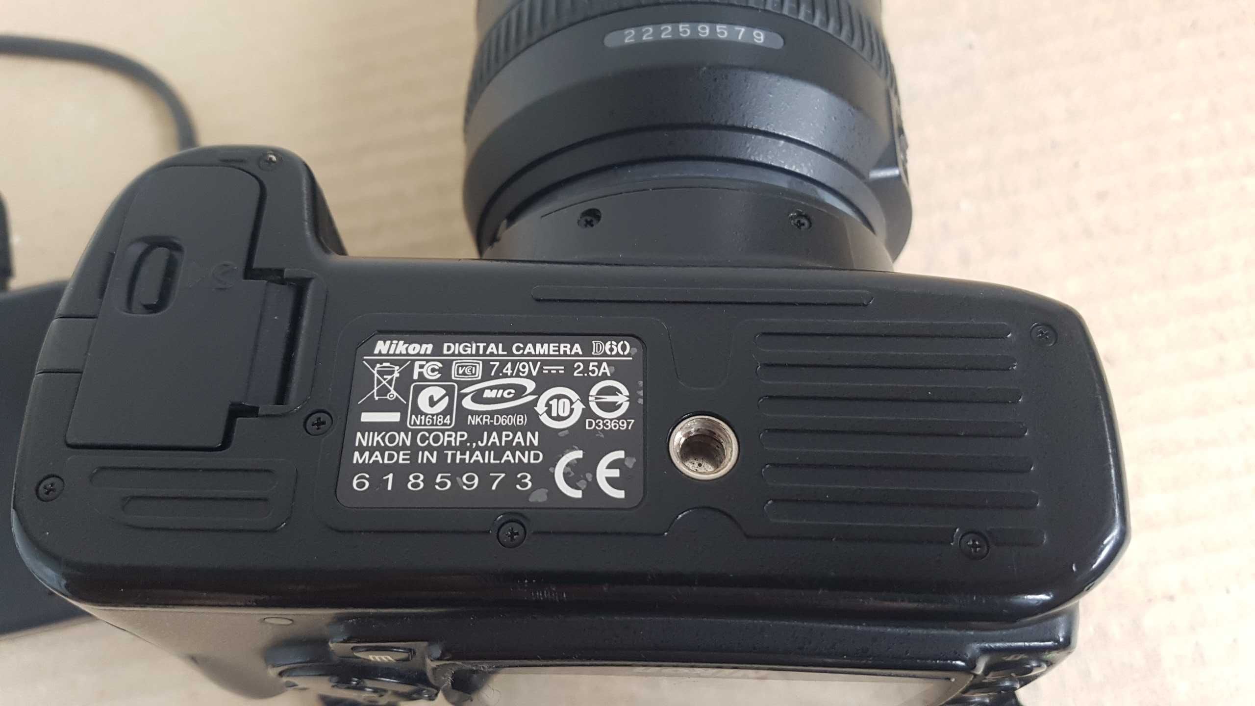 Nikon D60 (пробіг 9600), можна з об'єктивом Nikon 16-85mm