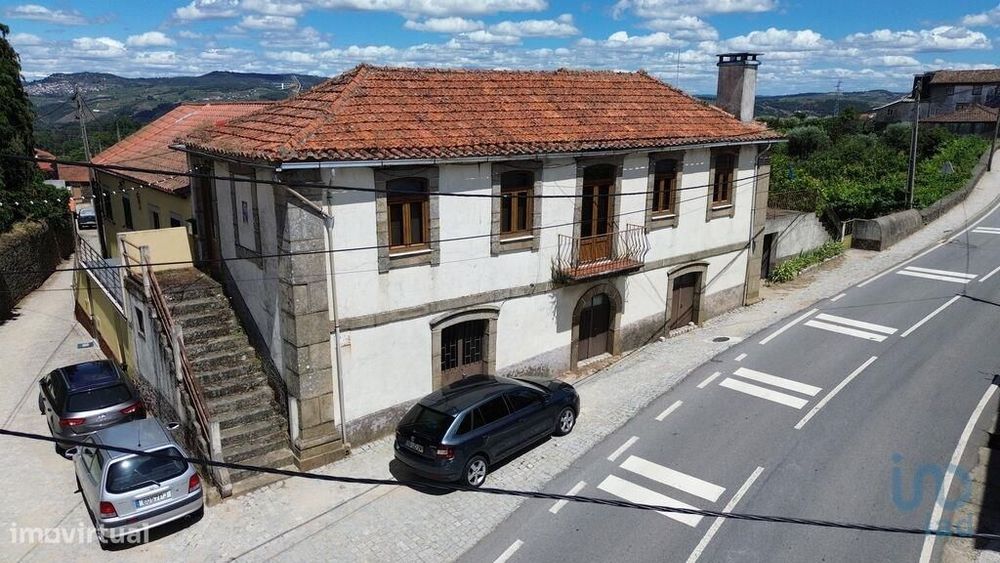 Quinta T5 em Vilarinho de São Romão de 374,00 m2