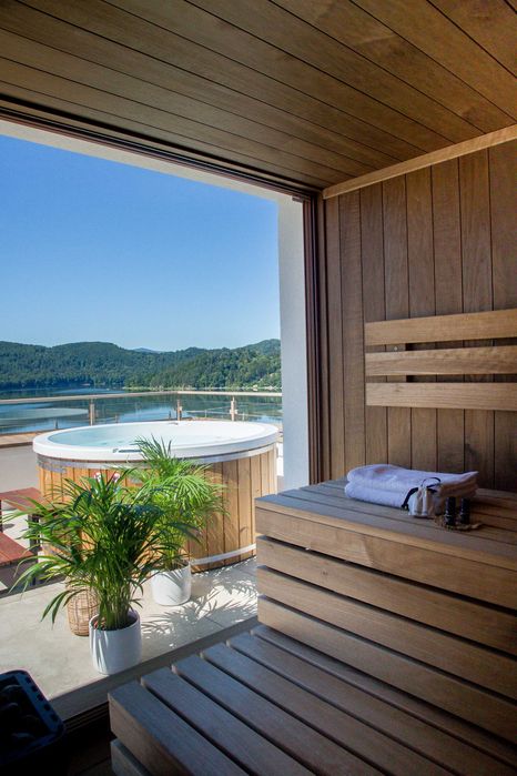 Noclegi nad Jeziorem Rożnowskim – pokoje z widokiem, balia, sauna