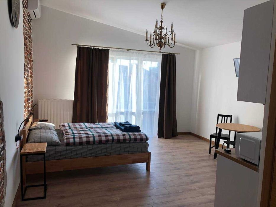 Оренда  апартаментів в  істор. центрі Львова,  площа Ринок, Світло є