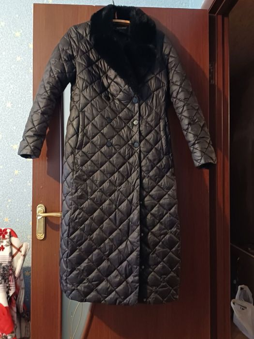 Жіноче, стьобане пальто розмір 46 в ідеальному стані