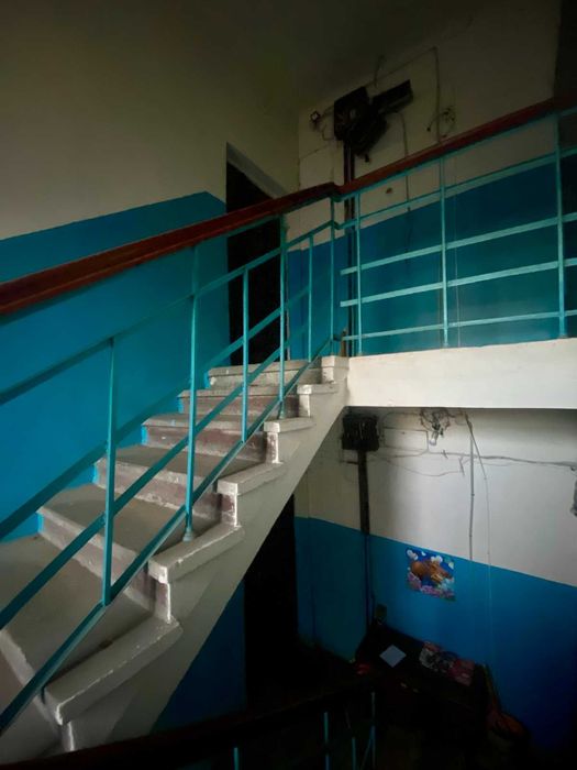 Продаж 2 кімнатної сталінки, Металургів(проспект Соборний) 213-088-582