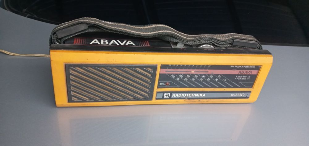 Продам радиоприемник радиотехника