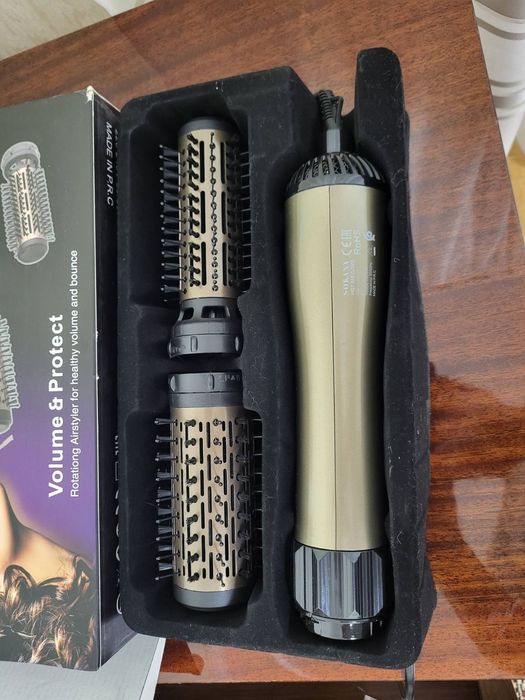 Продам фен-щітку Sokany