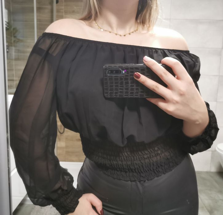 Czarna bluzka  elegancka  top