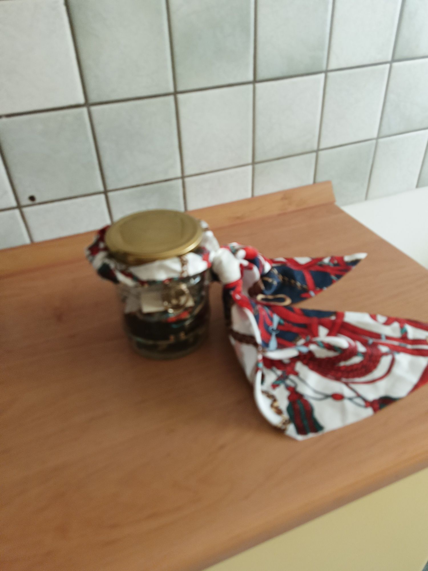Słoik z biżuterią