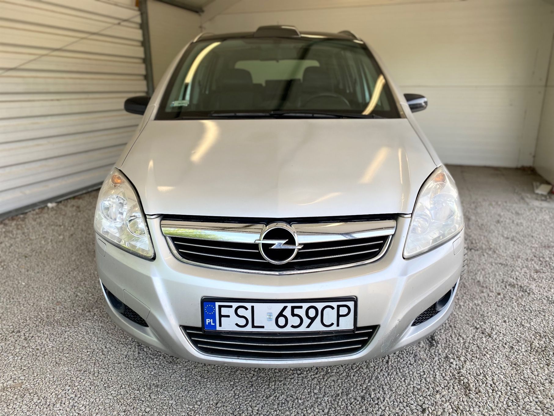 Opel Zafira Panoramadach _ 1.9CDTi _ 7 Osobowa _ ZOBACZ _ Diesel _ HAK _ Ostrowek1