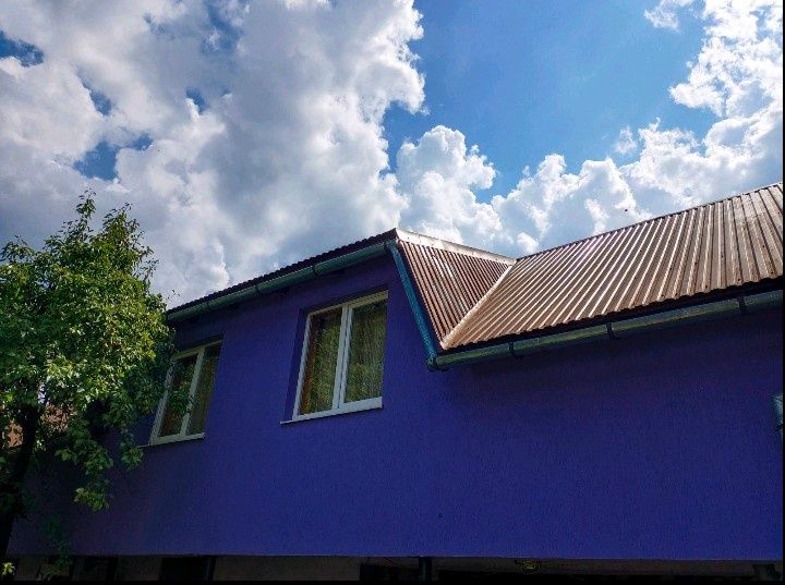 Здається подобово будинок місто Рахів