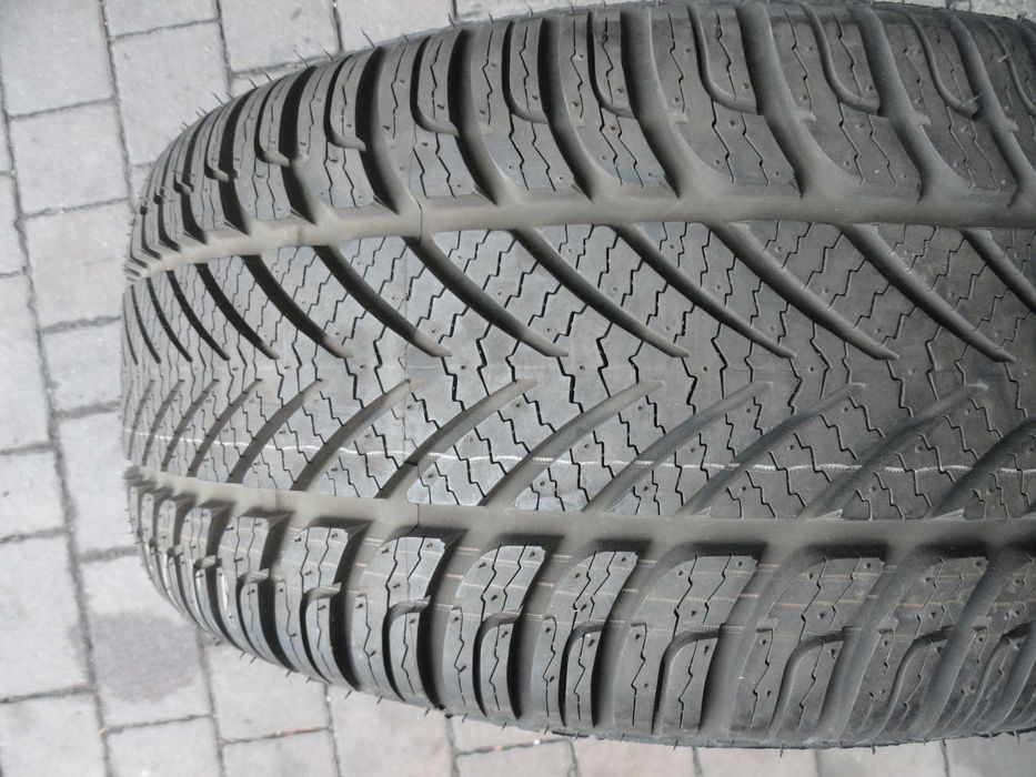 235/45R17 Fulda Kristall Supremo