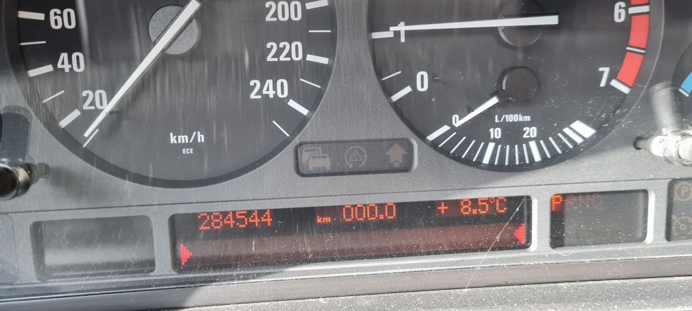 BMW E38 740i 4.4 M62B44 NV V8 oryginał