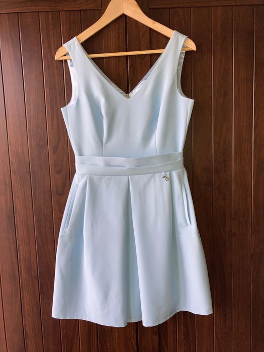 Sukienka błękitna na wesele