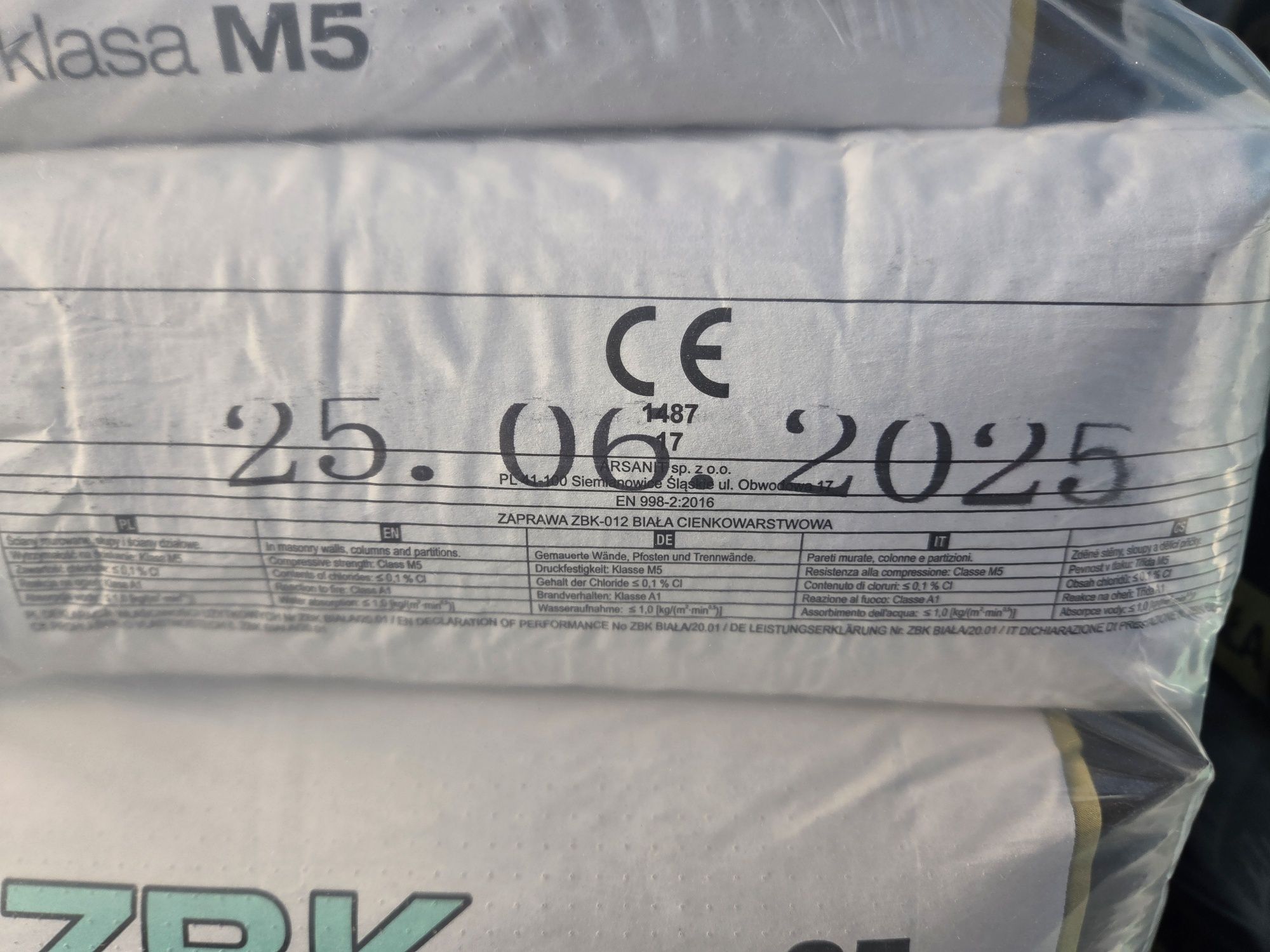 Zaprawę cienkowarstwową ZBK-012 biała 25 kg
