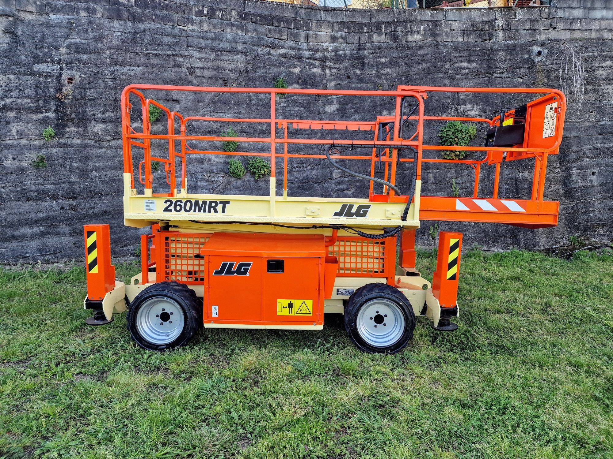 Plataforma elevatória jlg 10 m