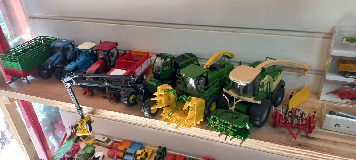 Siku 1:32 FARMER 4063 traktor john deere 7530