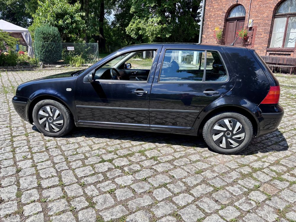 Golf 4 1.6 lpg/ klima / grzane fotele / bez wkladu / bez korozji