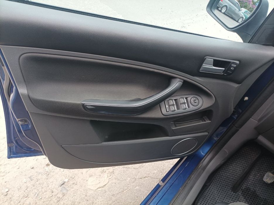Ford C-Max (2009)