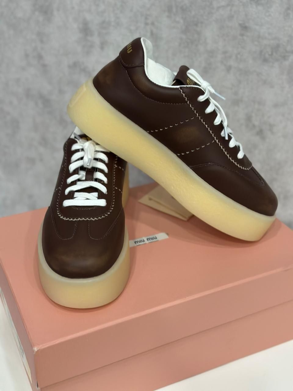Кросівки шкіряні Miu Miu