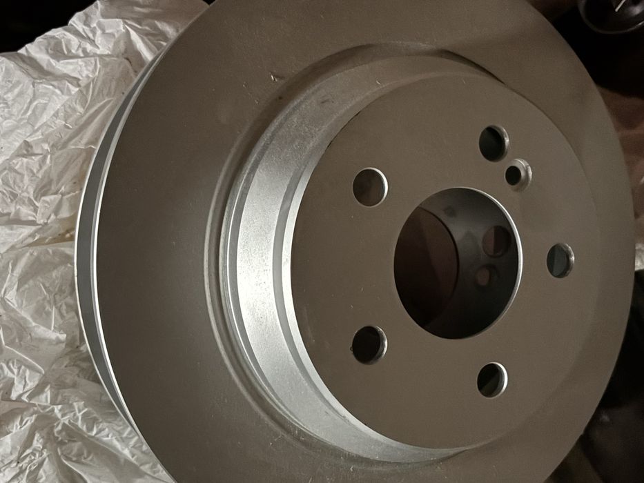 Барабани тормозні на мерседес нові