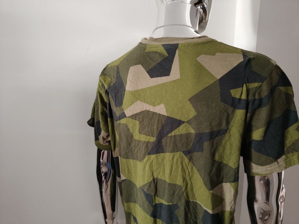Koszulka w kamuflażu M90