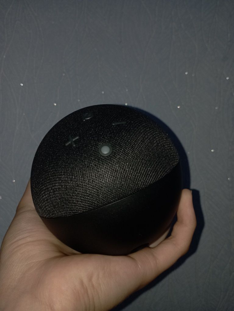 Продам колонку Alexa