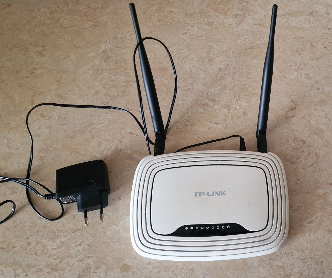 Роутер tp-link TL-WR841ND