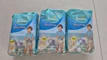 Pampers Splashers Baby Shark rozmiar 5, 14+ kg 10 szt.