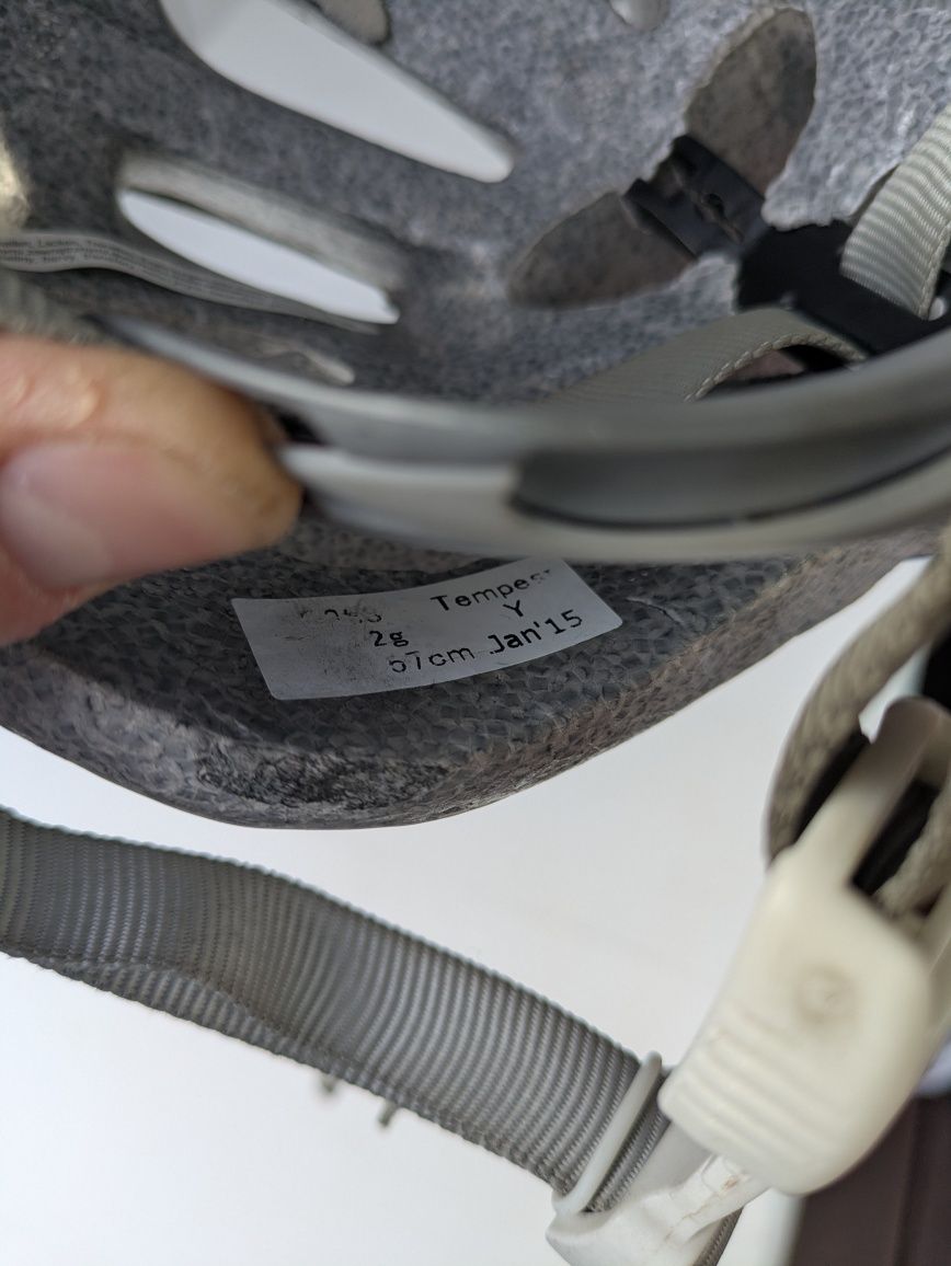 Kask Giro Tempest Junior dziecięcy