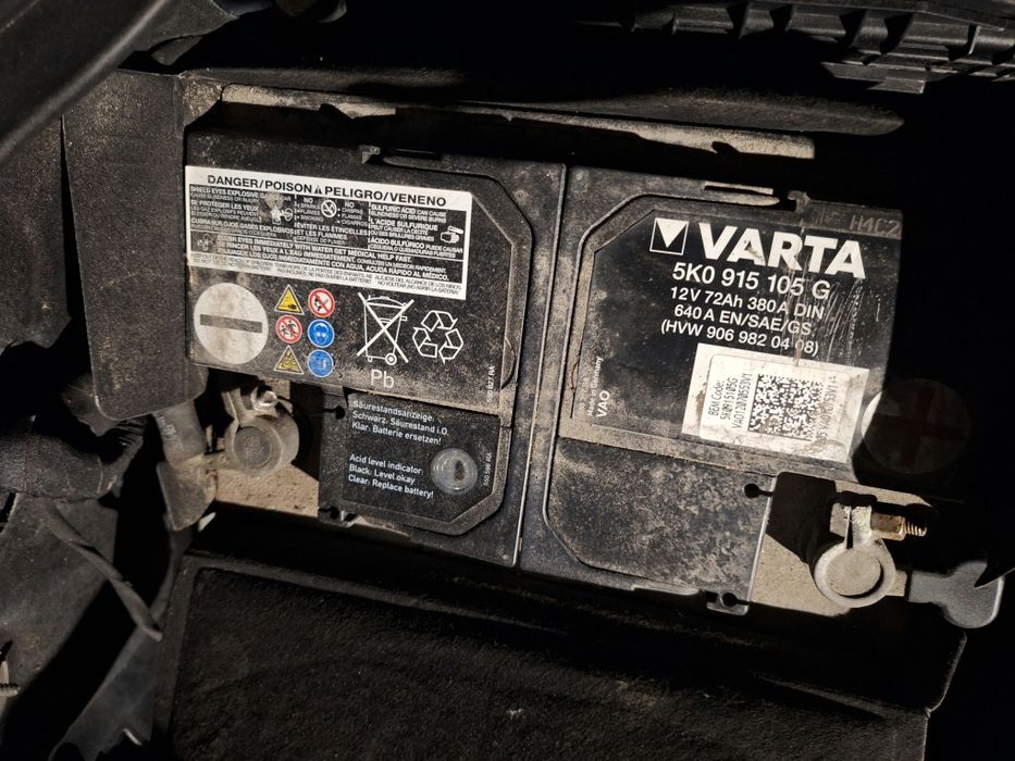 Akumulator rozruchowy Varta 74ah 640a CaCa