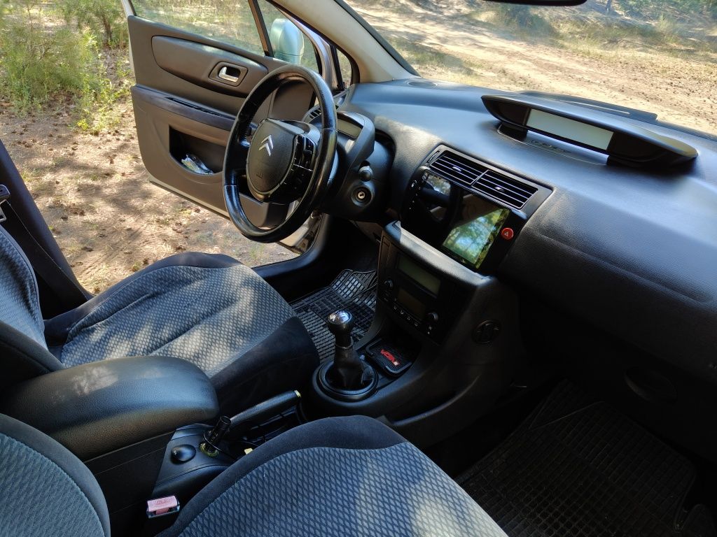 Citroen C4 хетчбек 2004