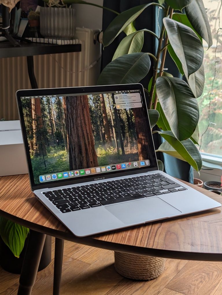 MacBook air m1 16/256
